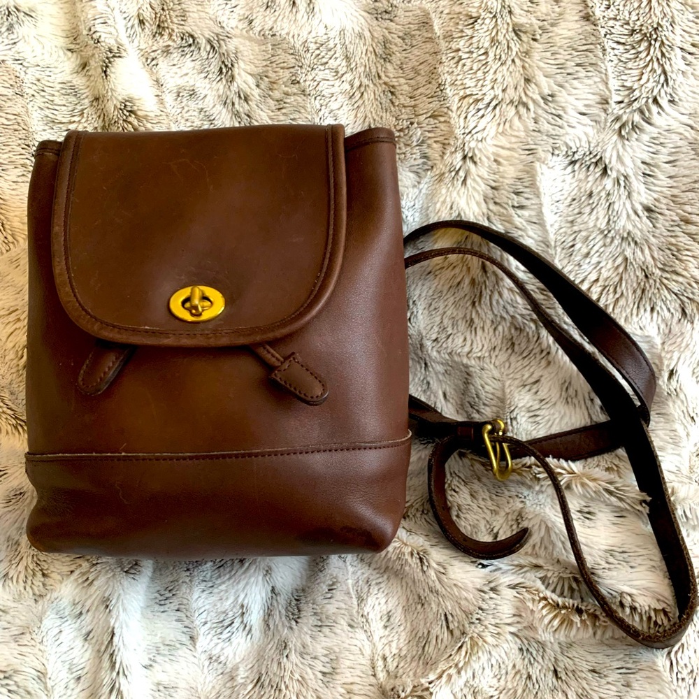 COACH VINTAGE BROWN LEATHER DAYPACK /BACKPACK MINI 9960 EUC BARELY USED 8”9”5” - Picture 2 of 7